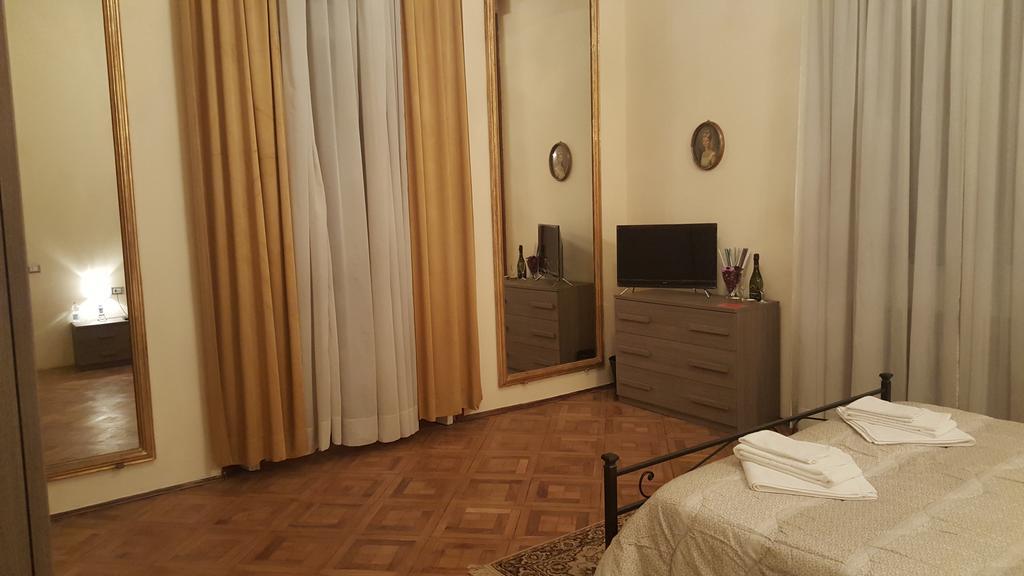 Garden Suite Janov Exteriér fotografie